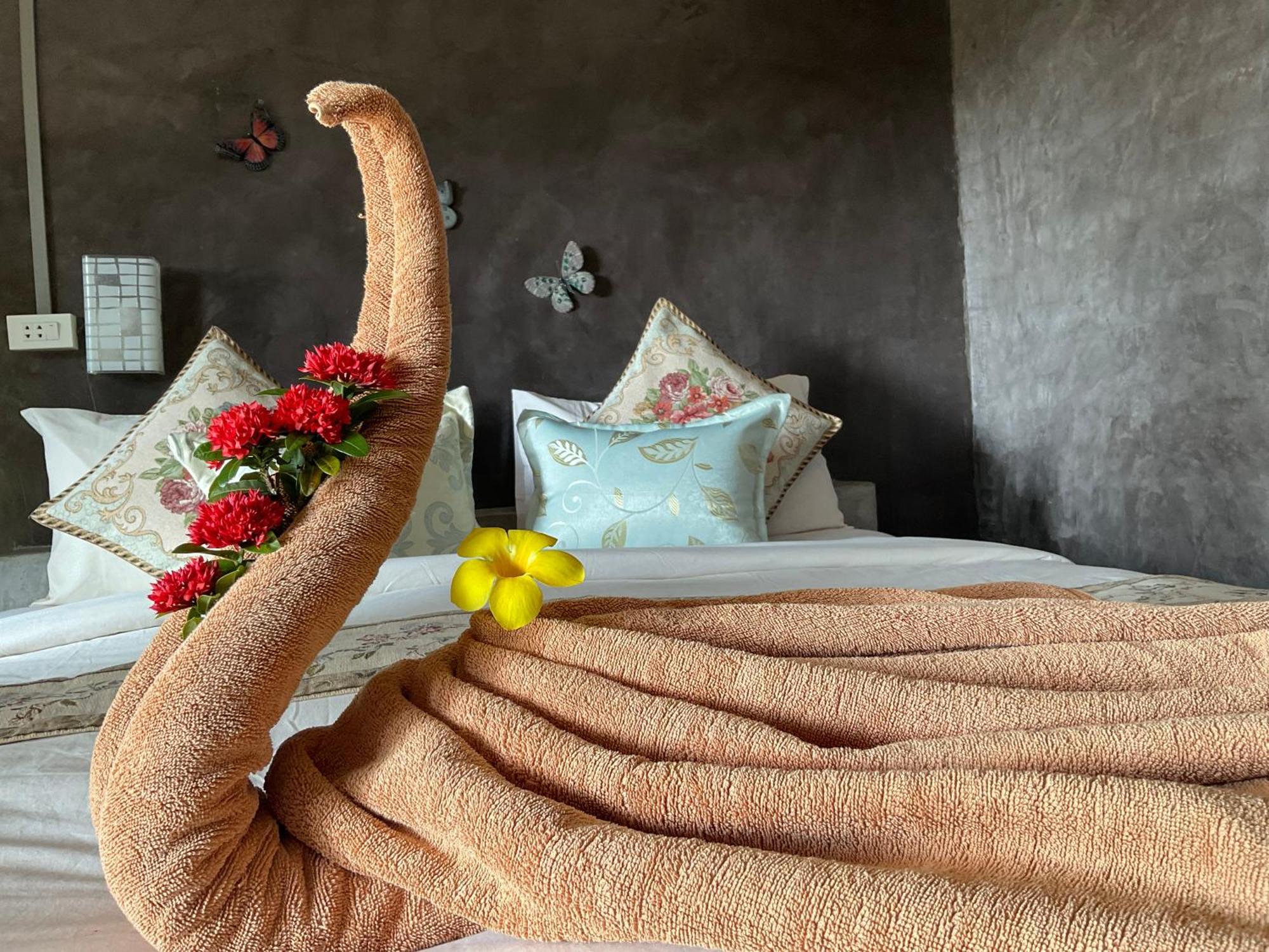 ホテル Mada Lanta Mai Keaw Ko Lanta エクステリア 写真