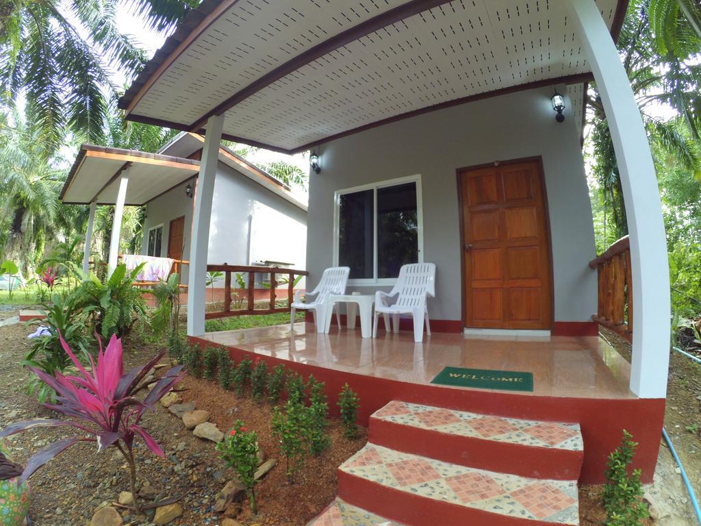 ホテル Mada Lanta Mai Keaw Ko Lanta エクステリア 写真