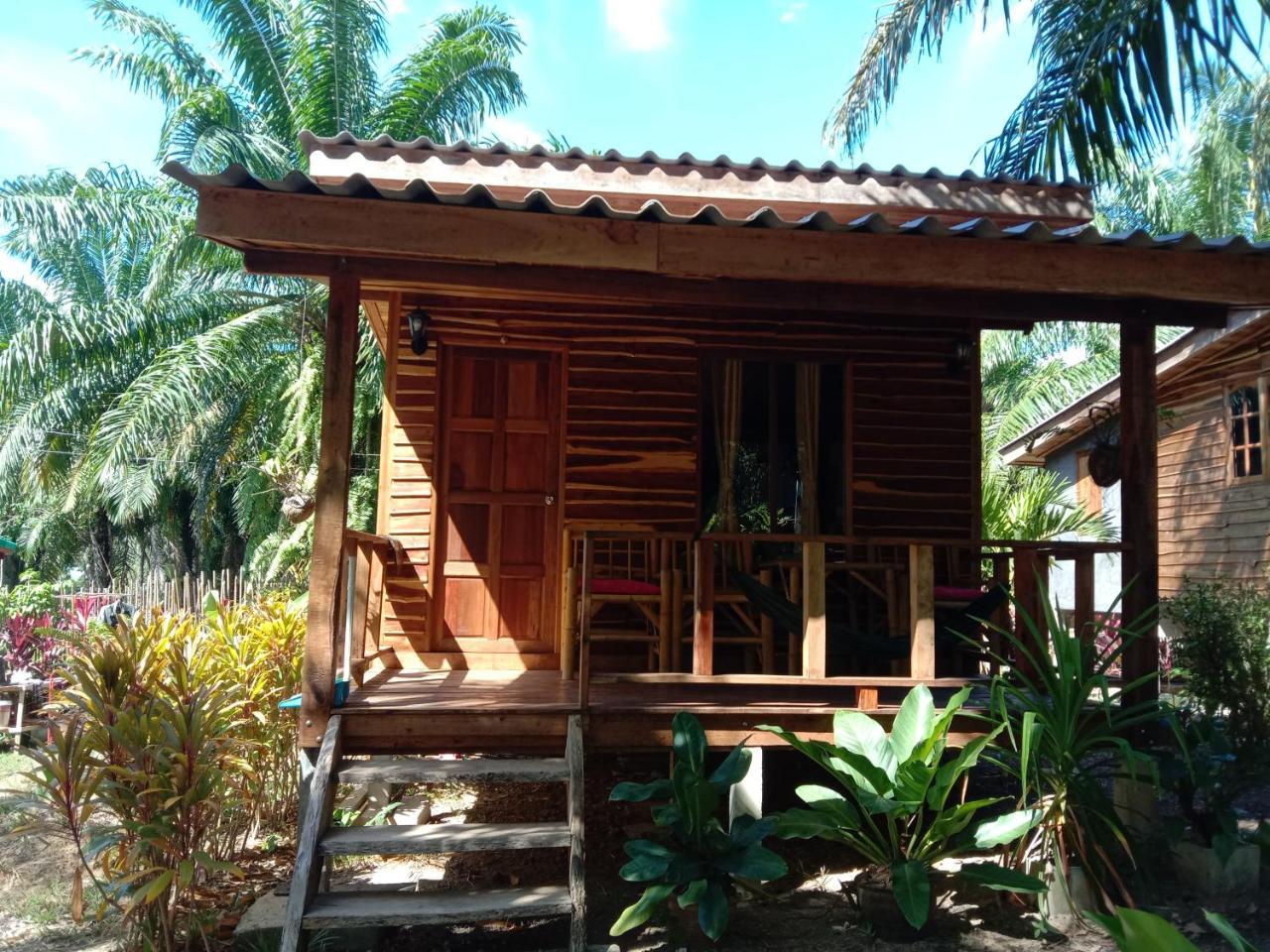 ホテル Mada Lanta Mai Keaw Ko Lanta エクステリア 写真